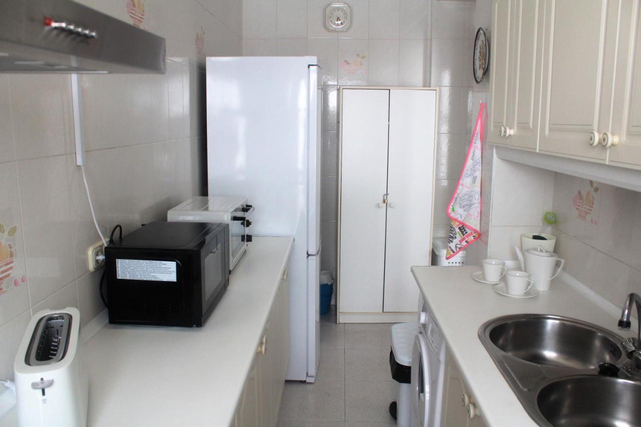 Elizabeth Beach Apartment With Seaviews! 토레몰리노스 외부 사진