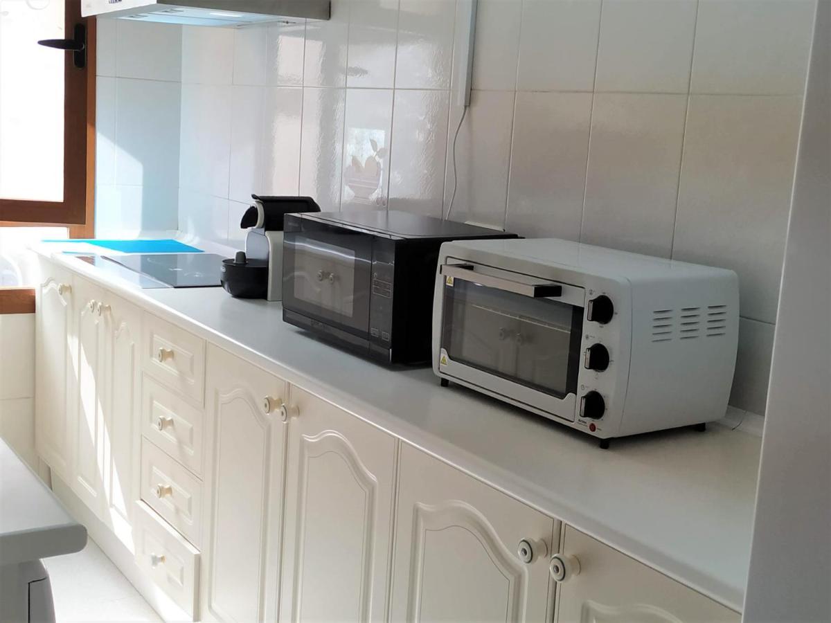 Elizabeth Beach Apartment With Seaviews! 토레몰리노스 외부 사진